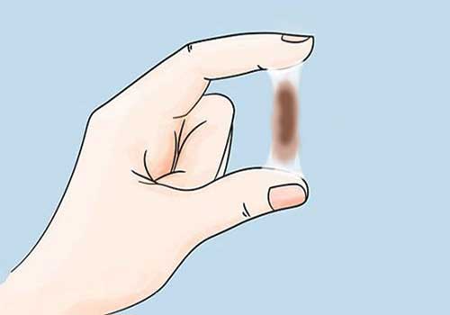 Chính xác thì khí hư màu đen là do đâu?